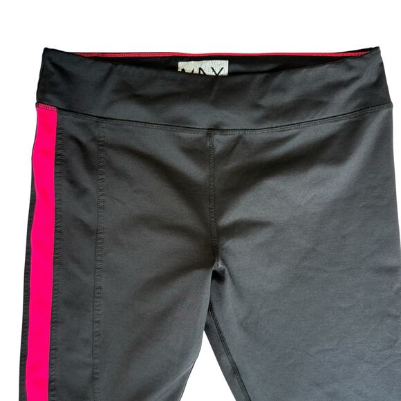 Marc NY Cropped Workout Pants Womens Large Black Red Crossfit Gym Activewear - Picture 2 of 8